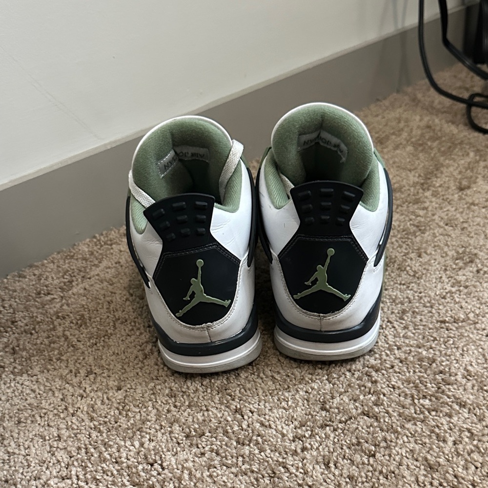 Air Jordan 4 “Seafoam” - Picture 6 of 9